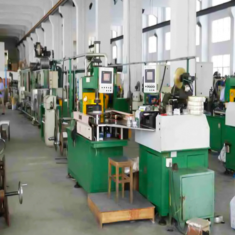 定格電圧0.6/1kV用XLPE/PVC絶縁電力ケーブル